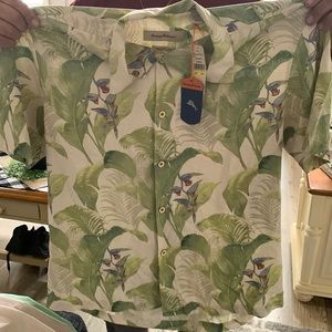 New with tags Tommy Bahama button down